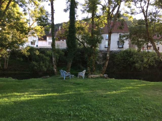 Gite Sur Loue Ornans Exterior foto