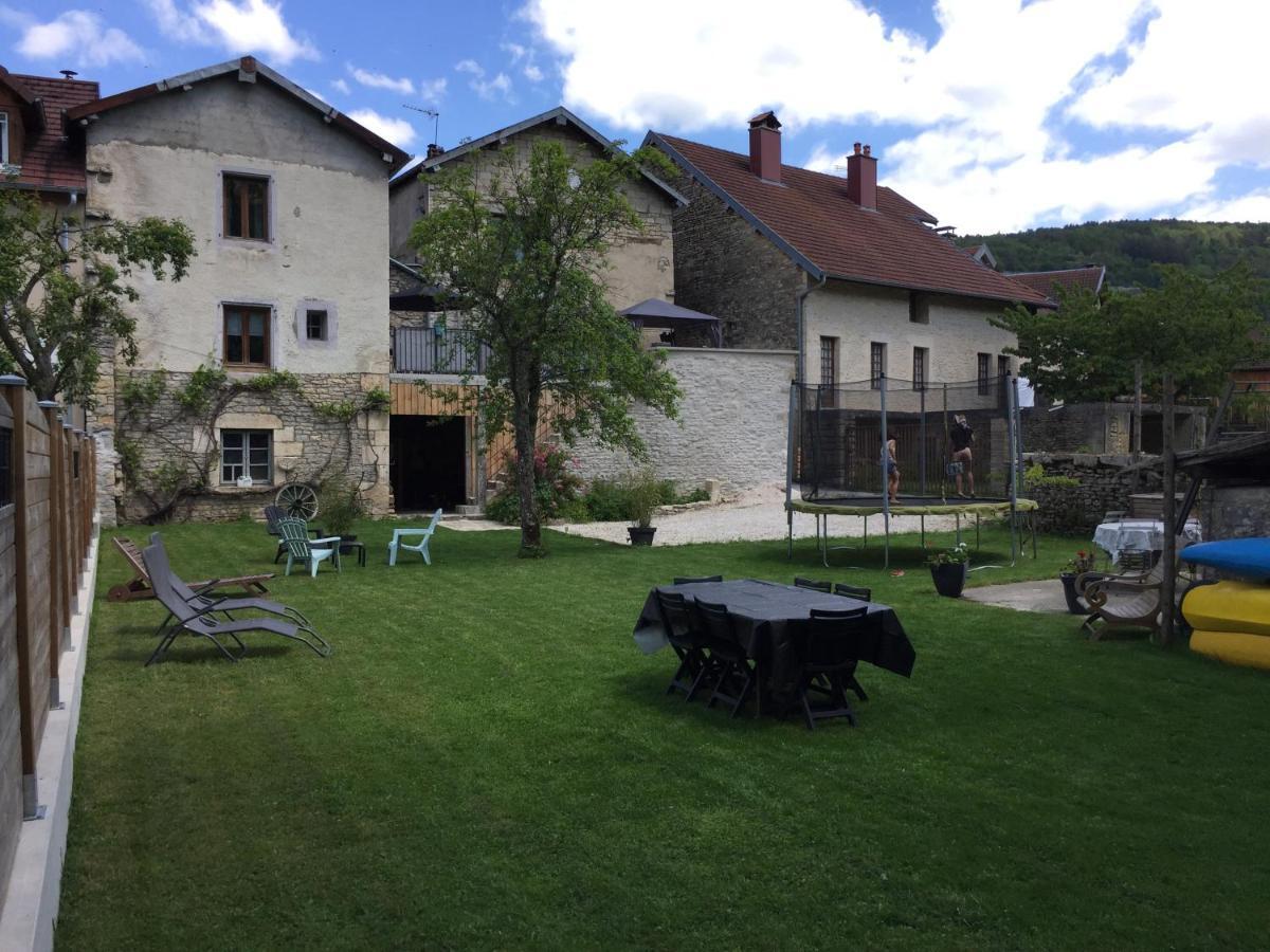Gite Sur Loue Ornans Exterior foto